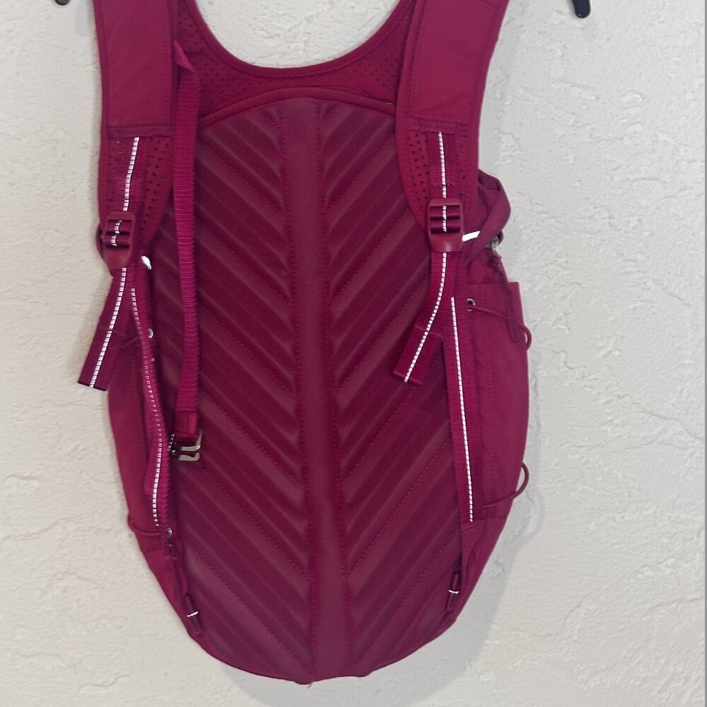 Lululemon Mini Backpack – Perfect for Run, Trail, or Town - Picture 9 of 9
